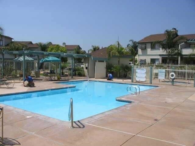 Foto del edificio - 3677 Avocado Village Ct