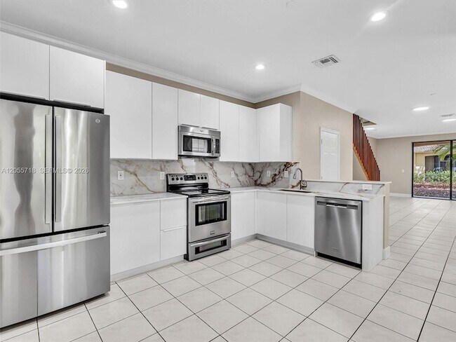 Foto del edificio - 4283 Vineyard Cir