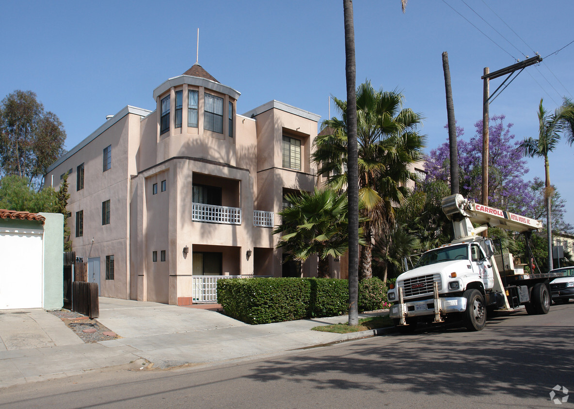 Foto del edificio - 4260 3rd Ave