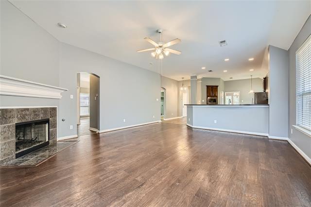 Building Photo - 7917 Hosta Way