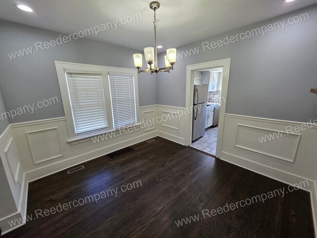 Building Photo - Remodeled 2 bedroom 2 bathroom house in Ha...