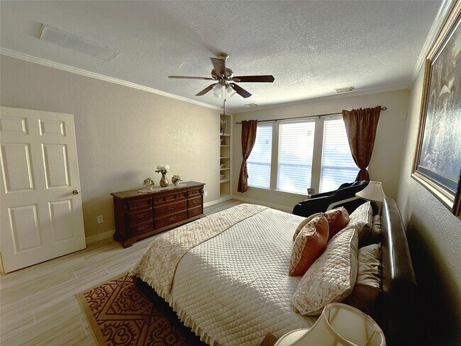Foto del edificio - 66 Fulshear Ct
