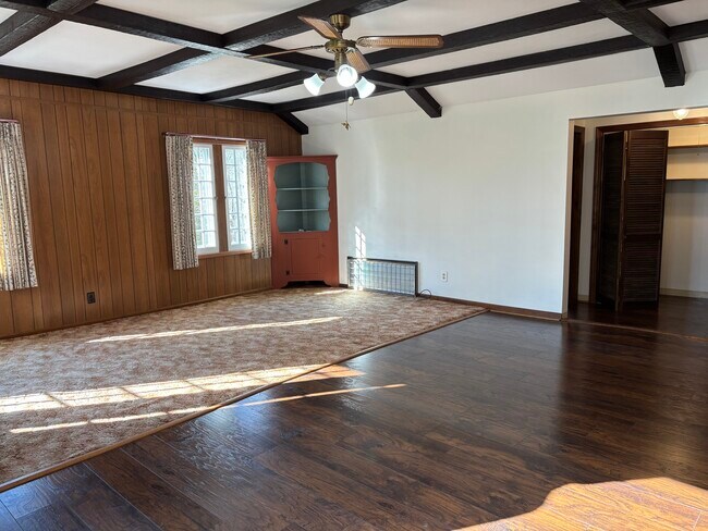 Foto del edificio - 28 Carpenter Rd