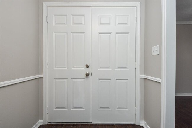 Foto del edificio - 13727 Wickersham Ln