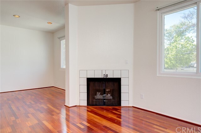 Foto del edificio - 436 E Spruce Ave