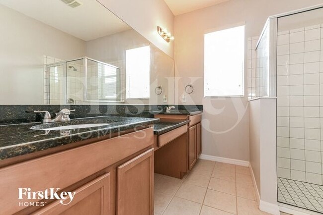 Building Photo - 2716 Barclay Ln