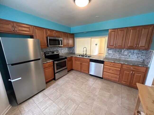 Foto del edificio - 717 Westminster Ln