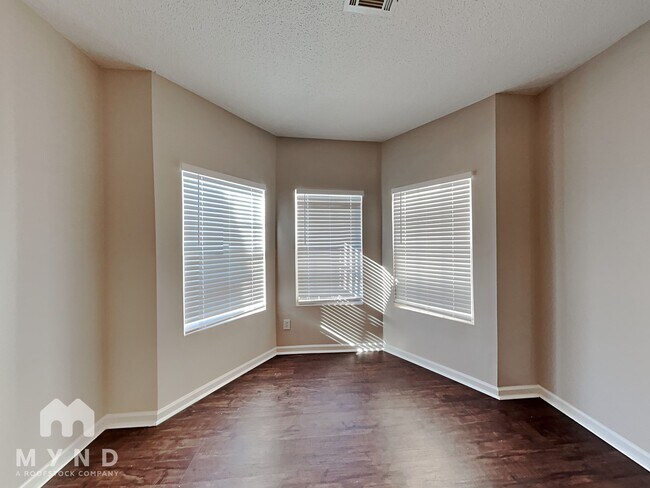 Foto del edificio - 5492 Sierra Tr