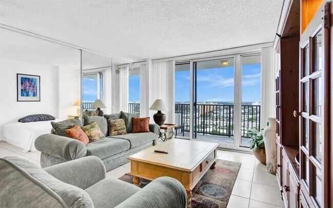 Foto del edificio - 531 N Ocean Blvd