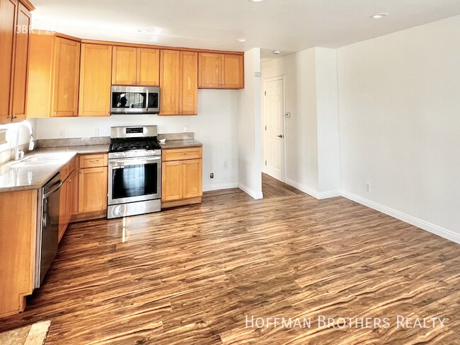 Foto del edificio - 5507 S Manhattan Pl