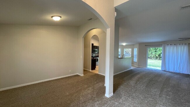 Foto del edificio - Pet-Friendly 3BR/3BA Single-Family Home in Port Saint Lucie