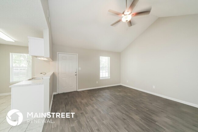 Foto del edificio - 2791 Heatherglen Cove W
