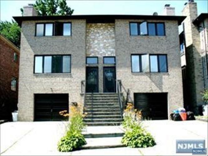 Primary Photo - 284 Franklin Ave