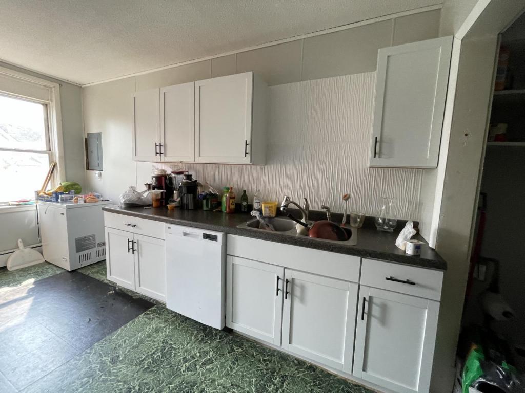 Primary Photo - 1102 Hammond Ave