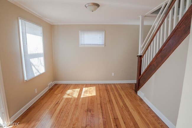 Foto del edificio - 3 br, 1 bath House - 357 Maryland Avenue E