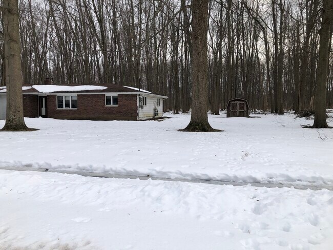 Foto del edificio - 36287 Behm Dr