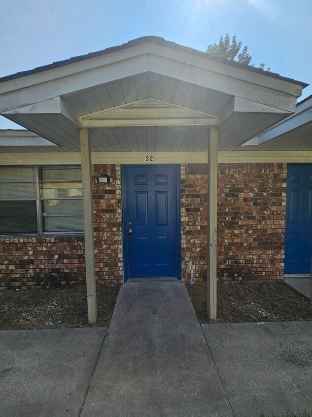 Foto principal - 1413 Plummer St