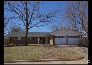 Building Photo - 324 Forest Dr