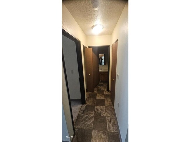 Foto del edificio - 1003 Scotts Ave