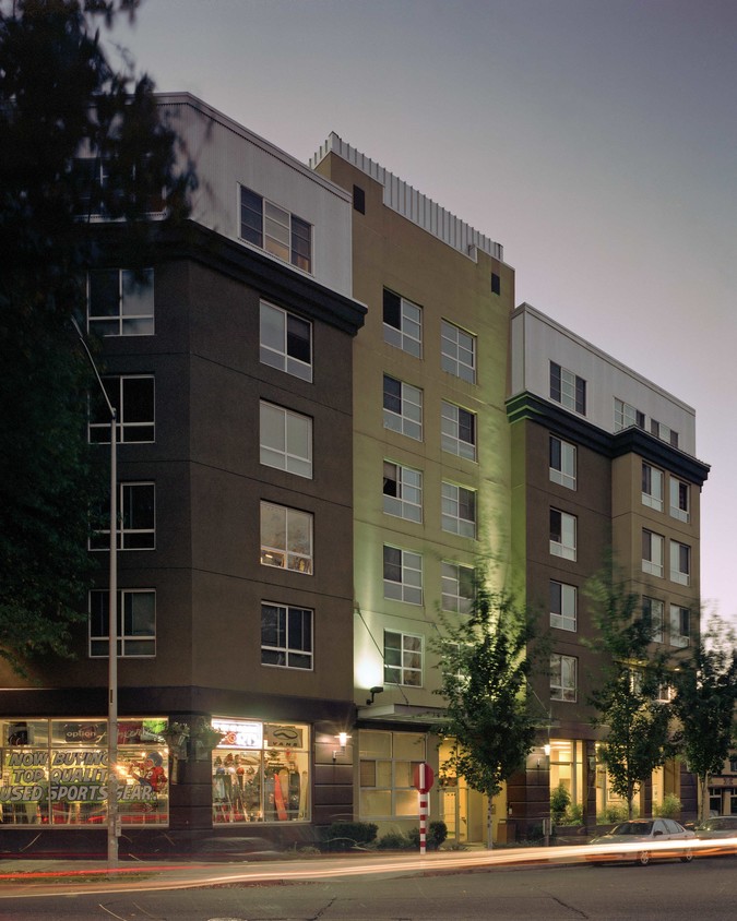 Building Photo - 111 Yale Ave N
