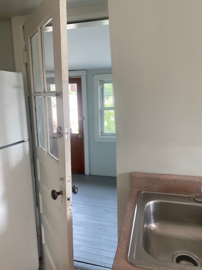 Foto del edificio - 1108 W 4th St