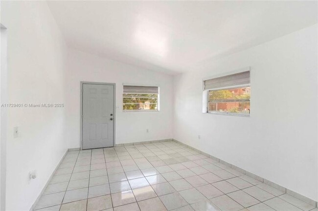 Photo - 2 bedroom in Hilaeah FL 33010 Apartment