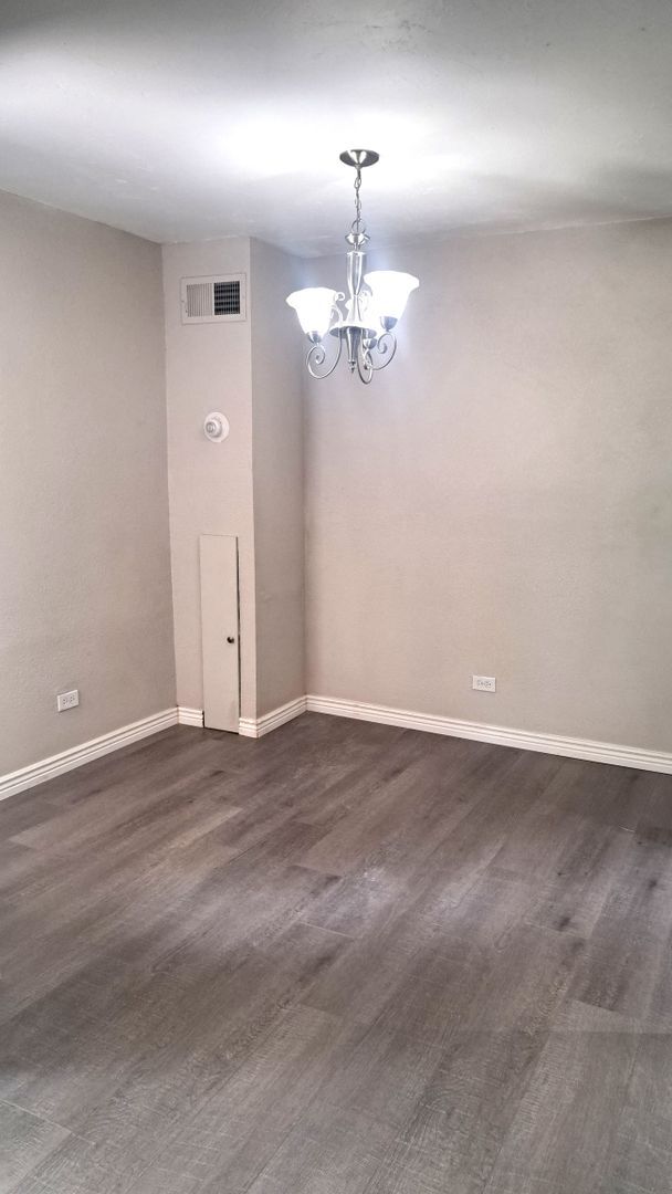 Foto del edificio - 2375 S Linden Ct