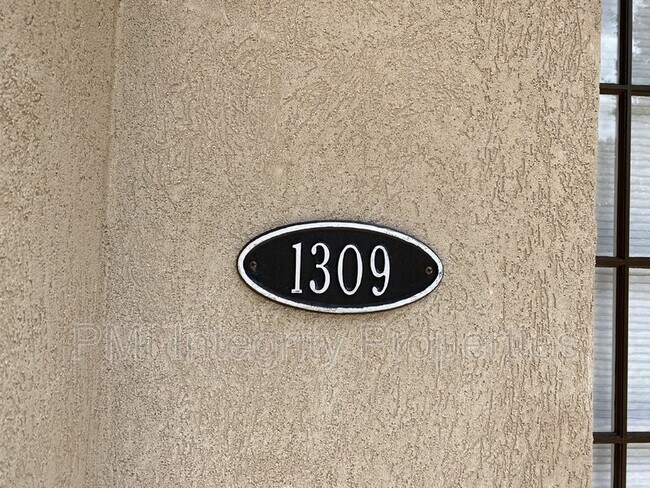 Foto del edificio - 1309 Court Ave