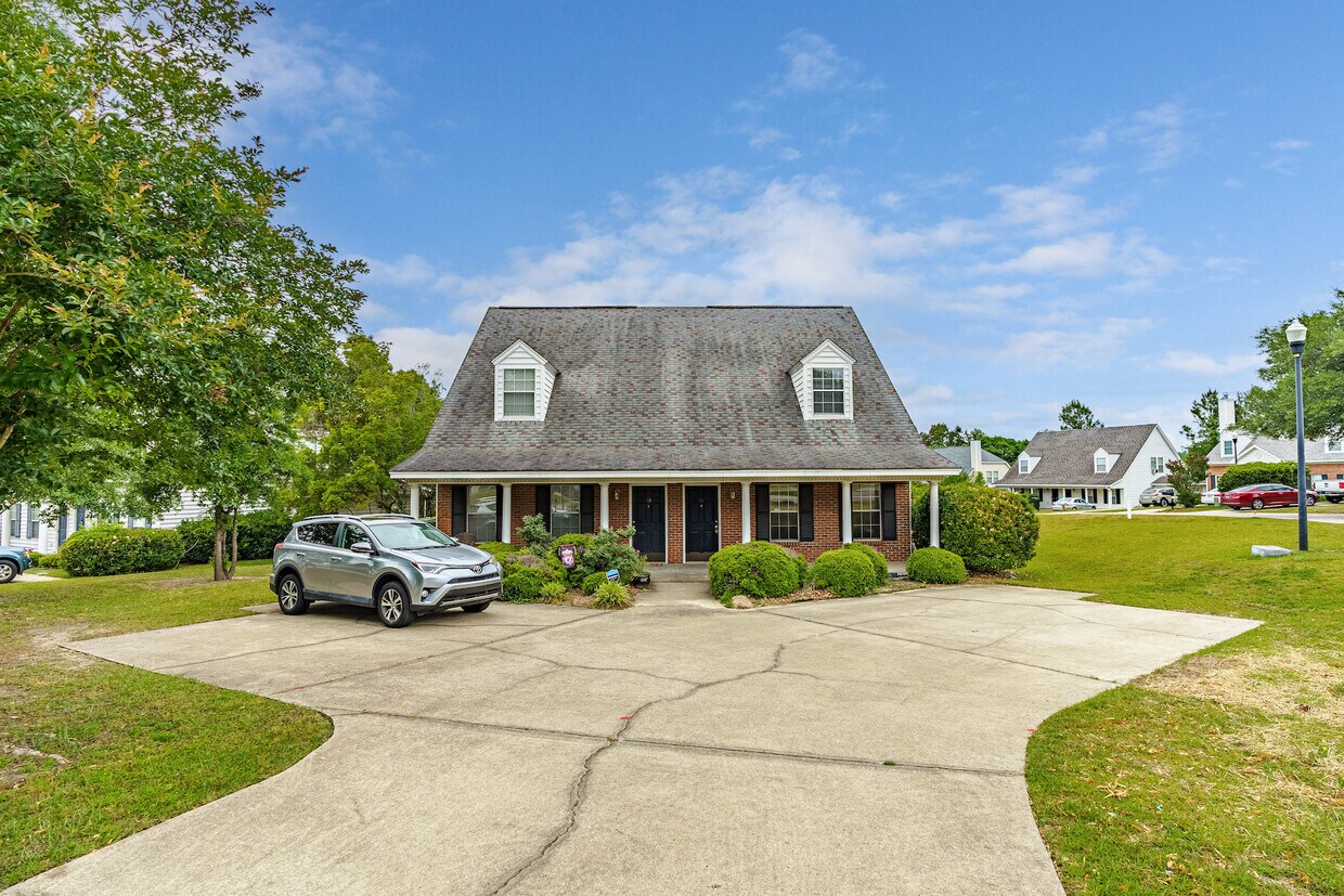 159 Gate Post Ln, Columbia, SC 29223 Townhome Rentals in Columbia SC