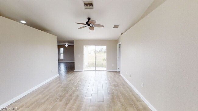 Foto del edificio - 1632 NW 7th Ave