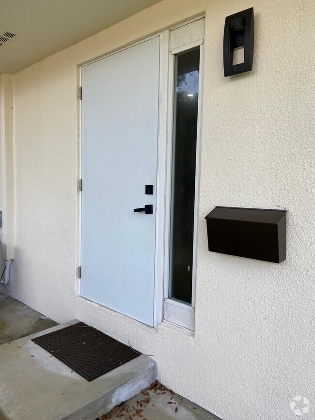 Colonial Park Apartments under 2,000 Miami, FL 1 Rentals