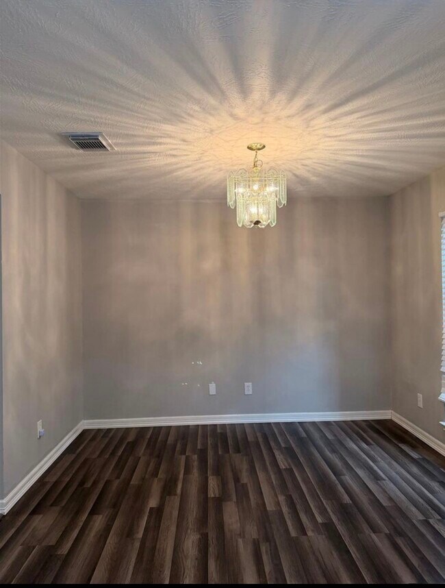 Foto del edificio - 4707 E Parma Dr