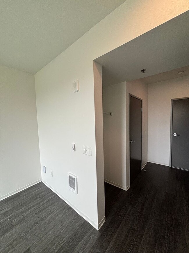 Interior Photo - Koz on Sandy
