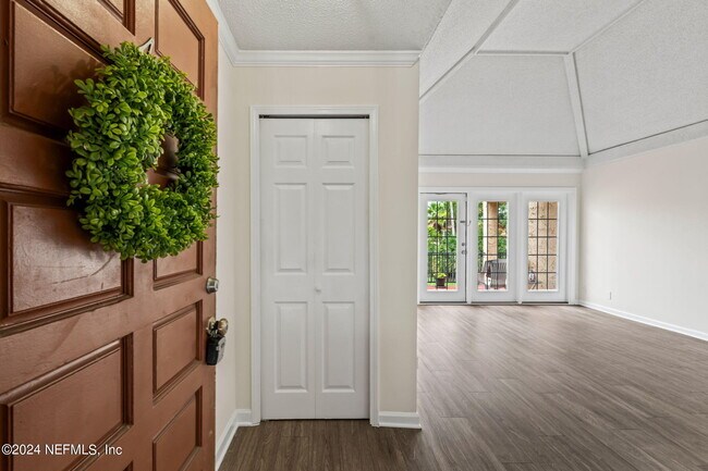 Building Photo - 6654 Bell Tower Ct