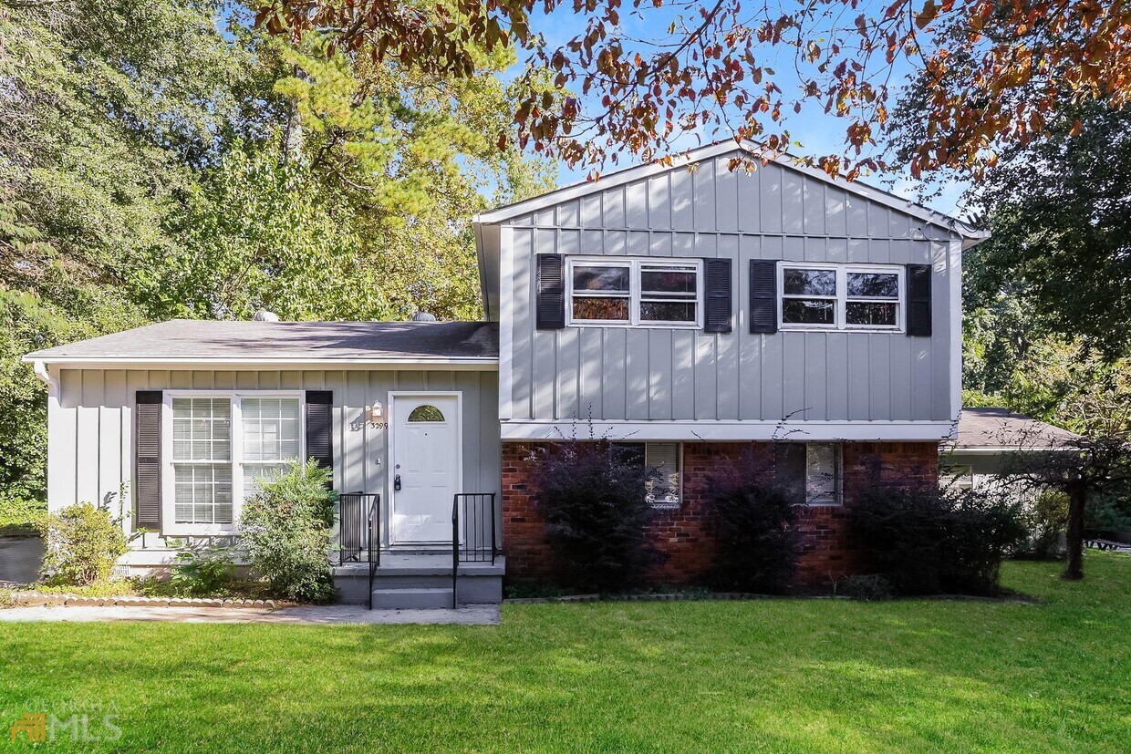 3299 Creatwood Trail SE, Smyrna, GA 30080 House Rental in Smyrna, GA