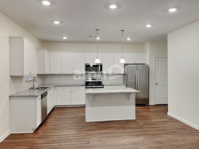 Foto del edificio - 84 Andrew Jackson Ct