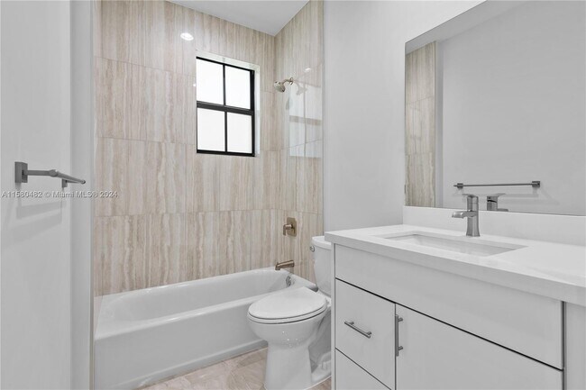 Building Photo - 5750 SW 44th St