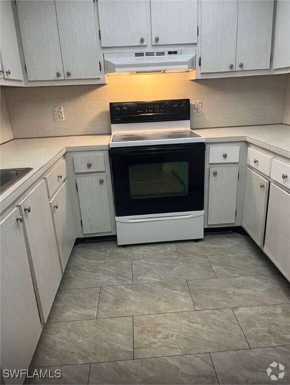 Building Photo - 4912 Tamiami Trl E
