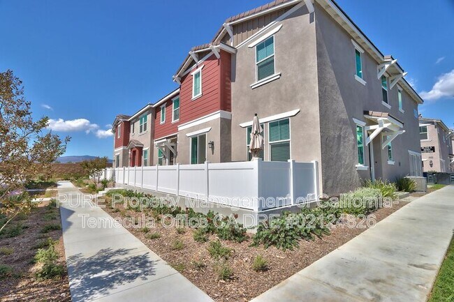 Foto del edificio - 36351 Elizabeth Ln