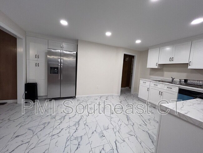 Foto del edificio - 121 Shaw St