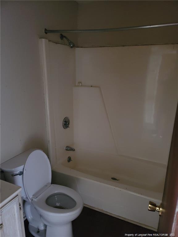 1630 Murchison Rd, Fayetteville, NC 28301 Room for Rent in