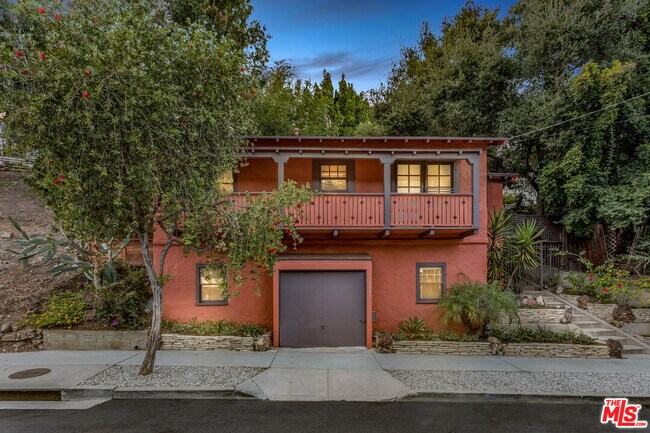 Building Photo - 3639 Regal Pl