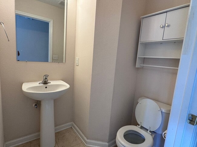 Foto del edificio - 14912 Bartram Village Ln