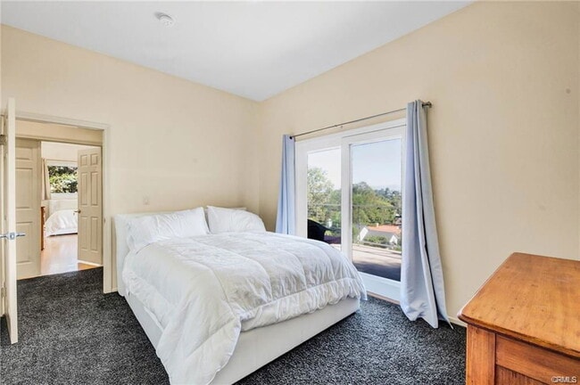 Foto del edificio - 5084 Campo Rd