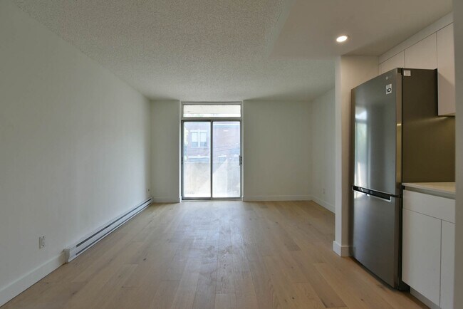 Photo du bâtiment - 1595 Rue Rachel E