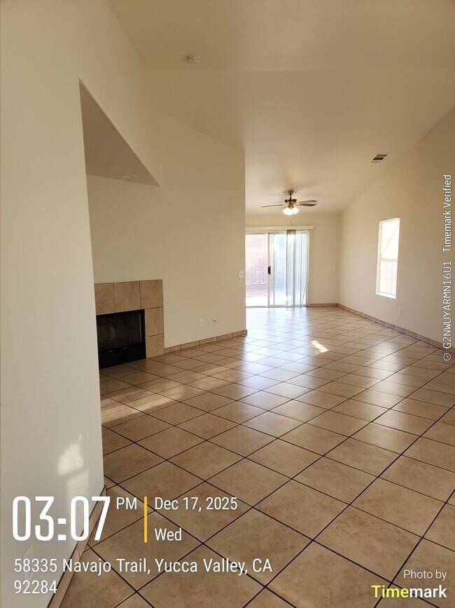 Foto del edificio - 3 bedroom 2 bath w/ office