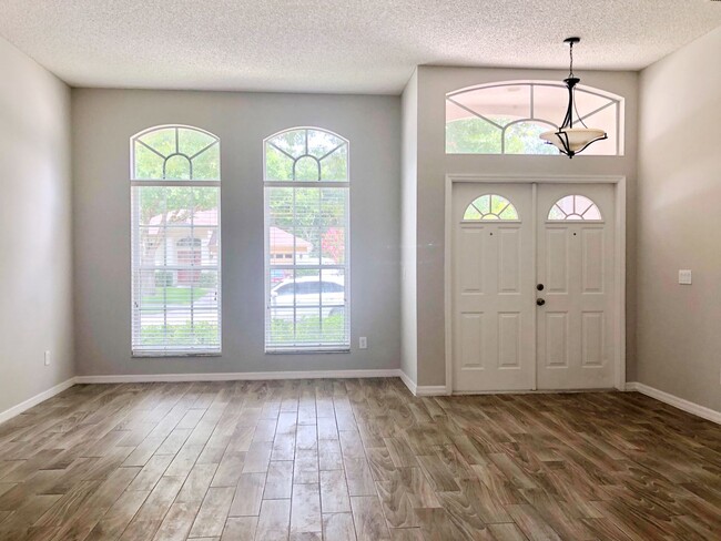 Photo - GREAT OVIEDO HOME WITH SOUGHT AFTER SCHOOLS