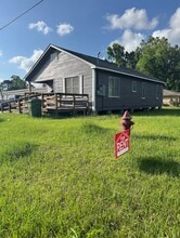 Building Photo - 309 J Johnson