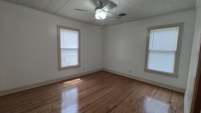 Bedroom - 1002 N Church St