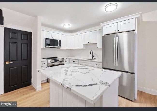 Photo - 1118 Brown St Townhome